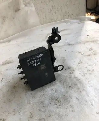 Ford Mondeo MK V ABS Pump Eg9c2c219