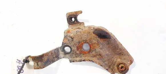 Honda Accord Bracket in trunk/boot 