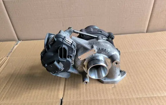 Ford Focus Turbo 845275 8452755002S