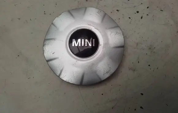 Mini One - Cooper Coupe R56 Original wheel cap 6770999 6769755