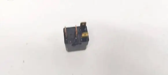 Mazda 5 Other relay ACM33221 UM4667730