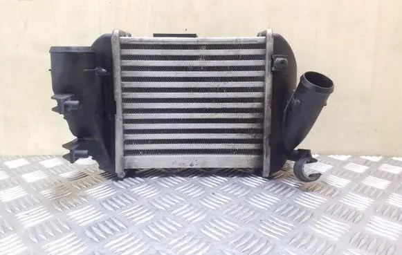 Audi A4 S4 B6 8E 8H Intercooler radiator 8E0145805E 038906051B 0281002399