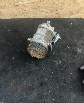 Opel Insignia A Air conditioning (A/C) compressor (pump) P22861236