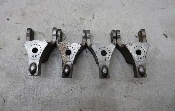 Jaguar XF X260 Fuel Injector clamp holder
