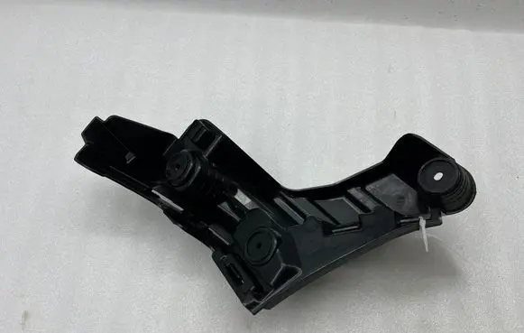 Cupra Formentor Rear bumper mounting bracket 5FF807377