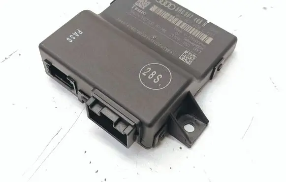 Audi Q5 SQ5 Gateway control module 8R0907468N
