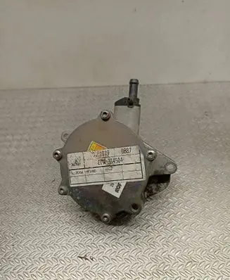 Hyundai Tucson TL Vacuum pump