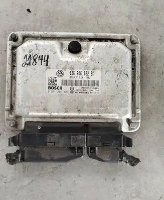 Skoda Superb B6 (3T) Engine control unit/module 036906032bk 0281012237