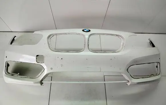 BMW 1 F20 F21 Front bumper 7371736