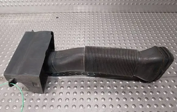 Volkswagen Polo V 6R Air intake hose/pipe 6R0129618