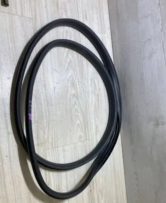 Renault Arkana Rear door rubber seal (on body) 