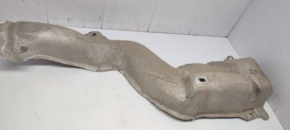 Renault Clio IV Exhaust heat shield 747614142R