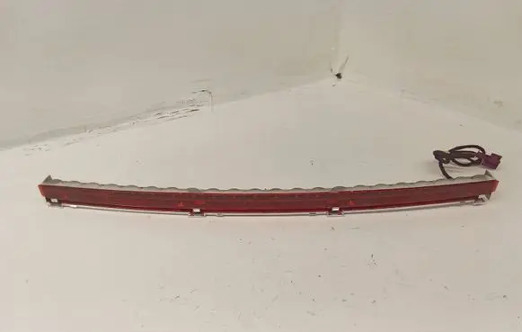 Mercedes-Benz E W212 Third/center stoplight A2048200056