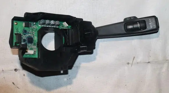 Volvo V50 Indicator stalk 30710344