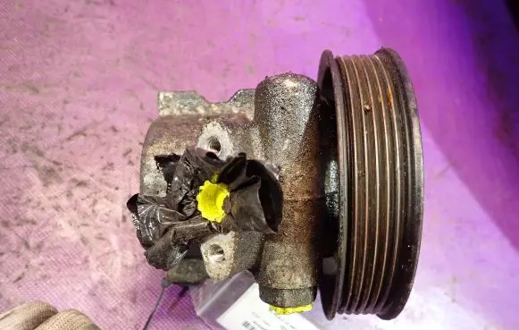 Chevrolet Lacetti Power steering pump
