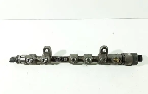 Toyota Yaris Fuel main line pipe 2381033030 0445214177 2328033020