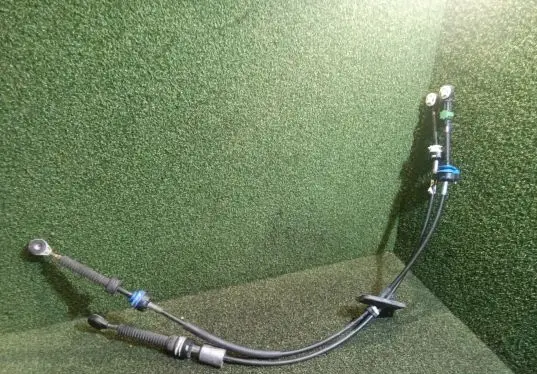 Gear shift cable linkage