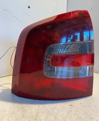 Skoda Octavia Mk2 (1Z) Rear/tail lights 1Z9945257