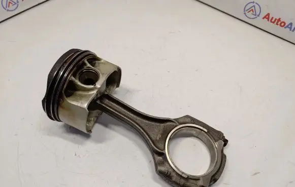 BMW X5 F15 Piston with connecting rod 11258653978 11257647339