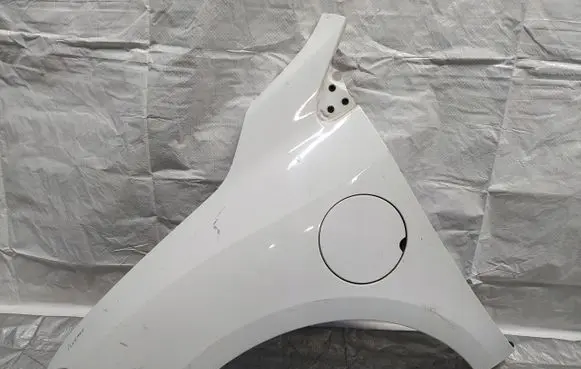 Renault Fluence Fender