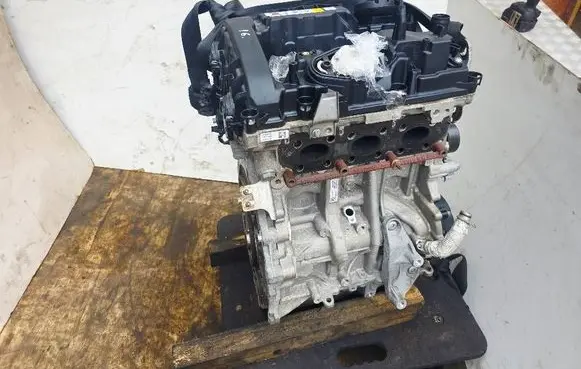 Mini One - Cooper F56 F55 Engine B38A15A 8640274 8513372