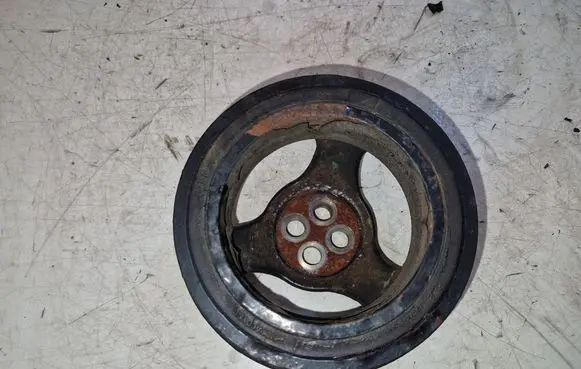 Mercedes-Benz C W204 Crankshaft pulley 201613G0