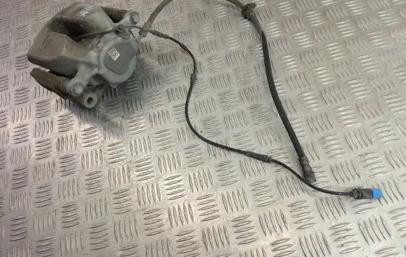 BMW X3 G01 Front brake caliper