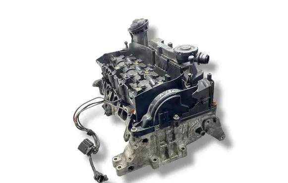 Engine head