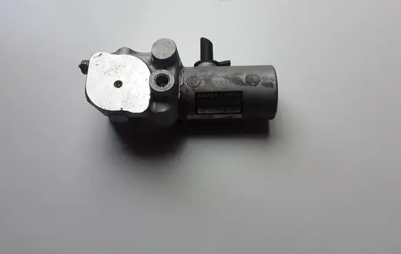 Lexus IS III XE30 Master brake cylinder 4720730070
