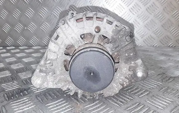 Hyundai ix35 Generator/alternator 373002f100