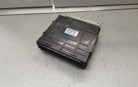 Mitsubishi Lancer Engine control unit/module MN132784