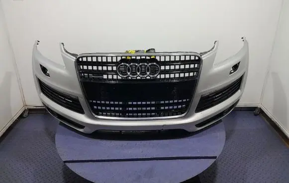 Audi Q7 4L Front bumper