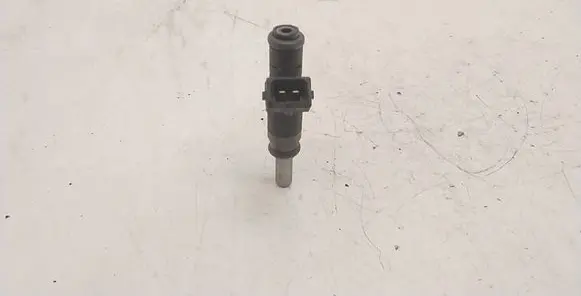 BMW 1 E81 E87 Fuel injector 7506158 2326A04688