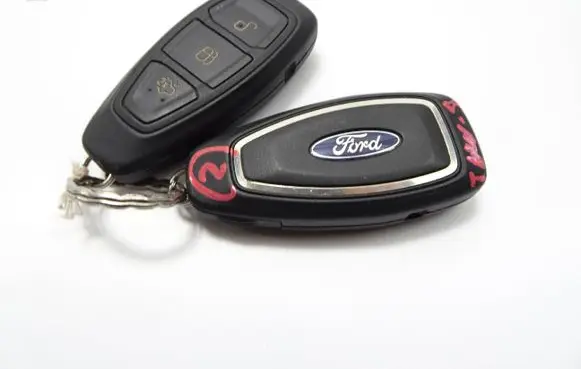 Ford B-MAX Ignition key/card 7S7T15K601ED