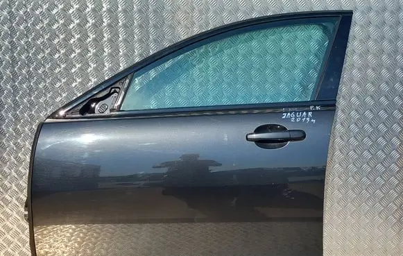 Jaguar XF X250 Front door