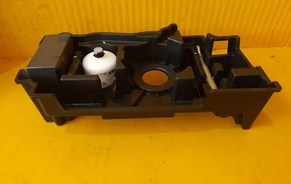Opel Mokka B Tool set 9818867680 9844398080