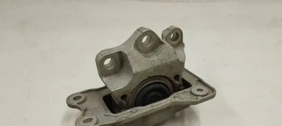 Volvo XC60 Engine mount bracket 32255204