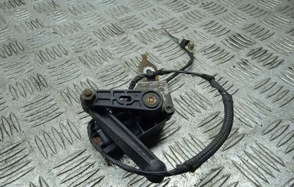 BMW 5 F10 F11 Headlight/headlamp level sensor 6860843