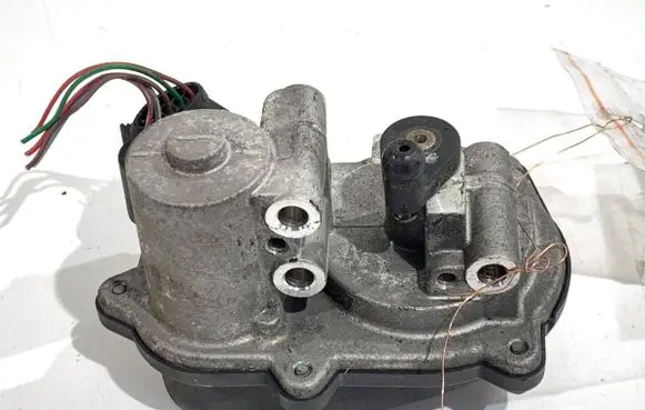 Audi A4 S4 B8 8K Intake manifold valve actuator/motor 03L129086