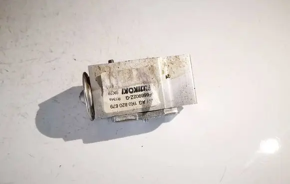 Air conditioning (A/C) expansion valve