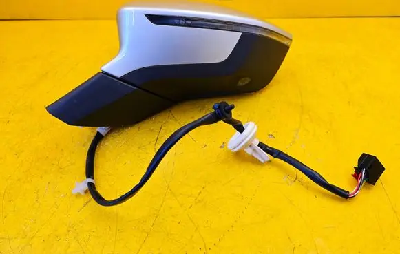 Seat Ateca Front door electric wing mirror
