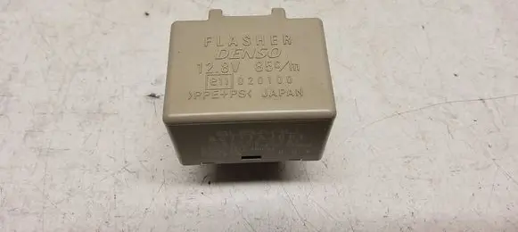 Subaru Outback Hazard warning light relay 86111AJ001 0665006791