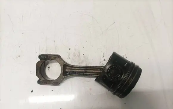 Volvo S80 Piston with connecting rod