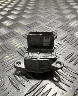Volkswagen Golf VIII Voltage converter/converter module 5H0998478C