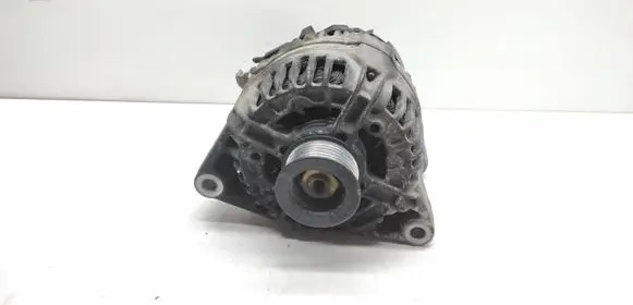 Opel Zafira A Generator/alternator 90561168 0124415005