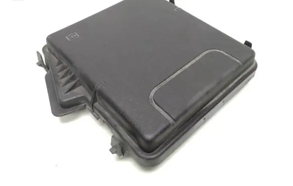Renault Megane III Fuse box cover 284C40002R
