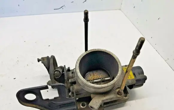 Ford Mondeo MK I Throttle valve 958FVB nr907