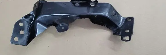 Audi A6 S6 C7 4G Fender mounting bracket 4G0805463