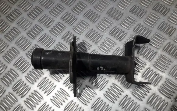 Volkswagen PASSAT B5 Front bumper mounting bracket 3b0807134