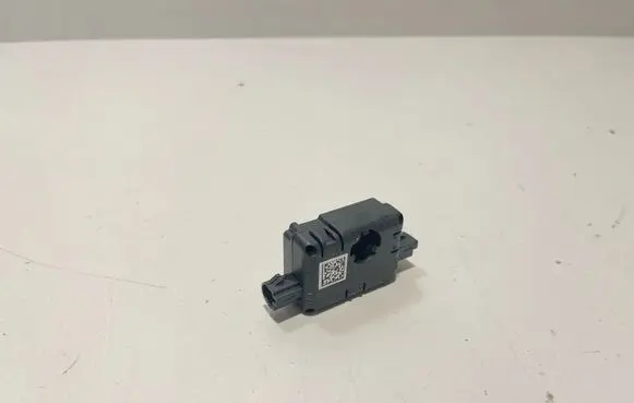 BMW X5 G05 Aerial antenna amplifier 6832256